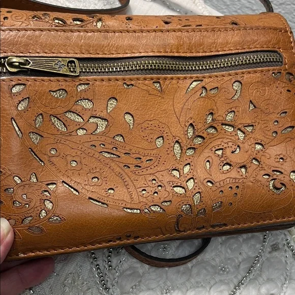 Patricia Nash Lanza Three Way Convertible Crossbody - Picture 5 of 14